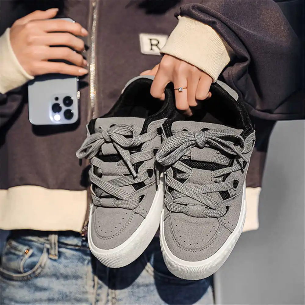 مع جلد الهيب هوب أحذية المدرسة - مراجعة Women'S Accessories Canada وسعره