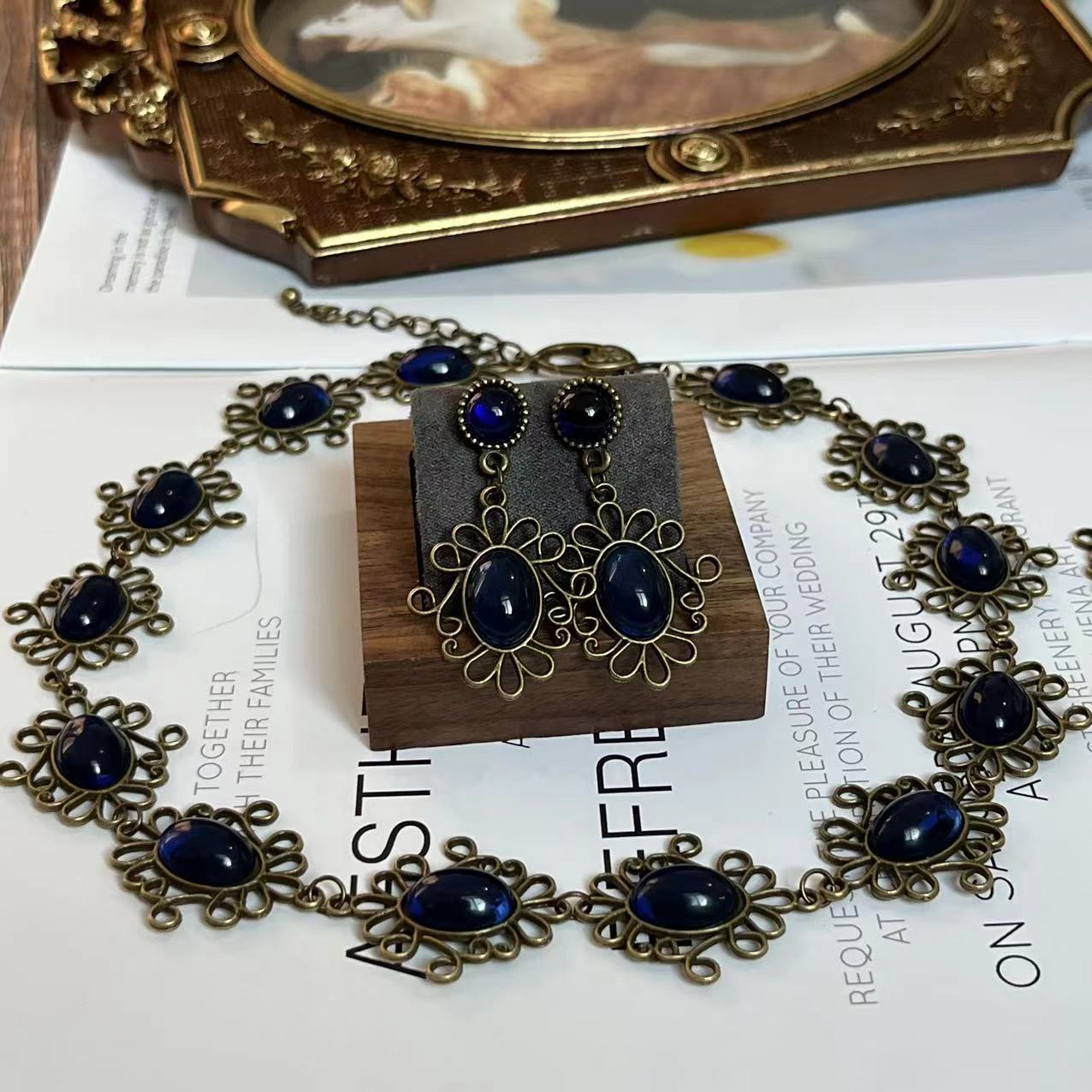 التاريخية الملكة آن بولين اليد - مراجعة Women Accessories Bracelet وسعره