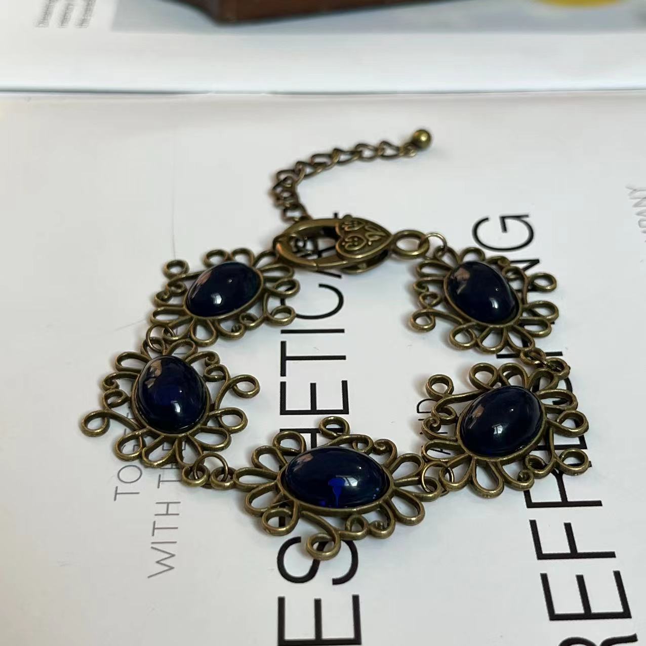 التاريخية الملكة آن بولين اليد - مراجعة Women Accessories Bracelet وسعره